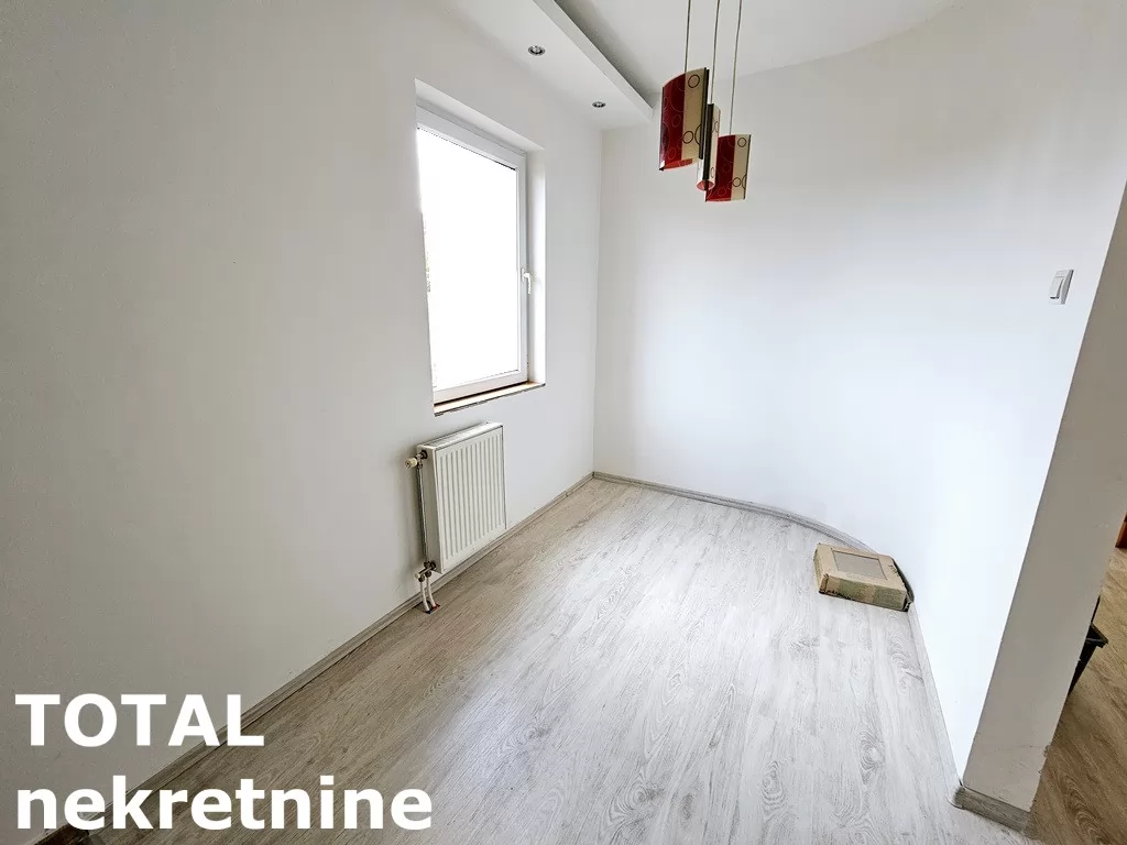 Stan,SREMSKI KARLOVCI,CENTAR,kv: 130.00, € 149500, ID: 1101525 8