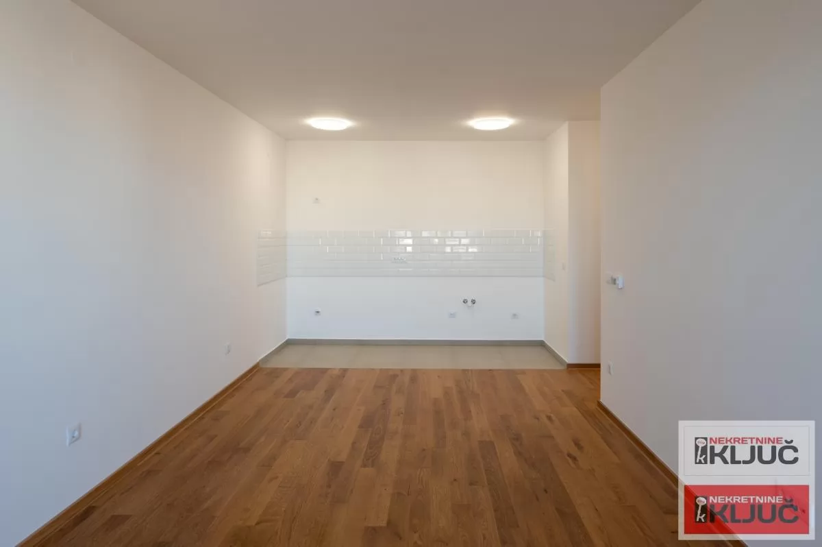 TELEP, 92 m2, Četvorosoban sa pdv, Nov sa Kuhinjom 3