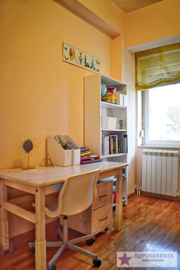 Voždovac, FON, Kalnička, 124m2 12