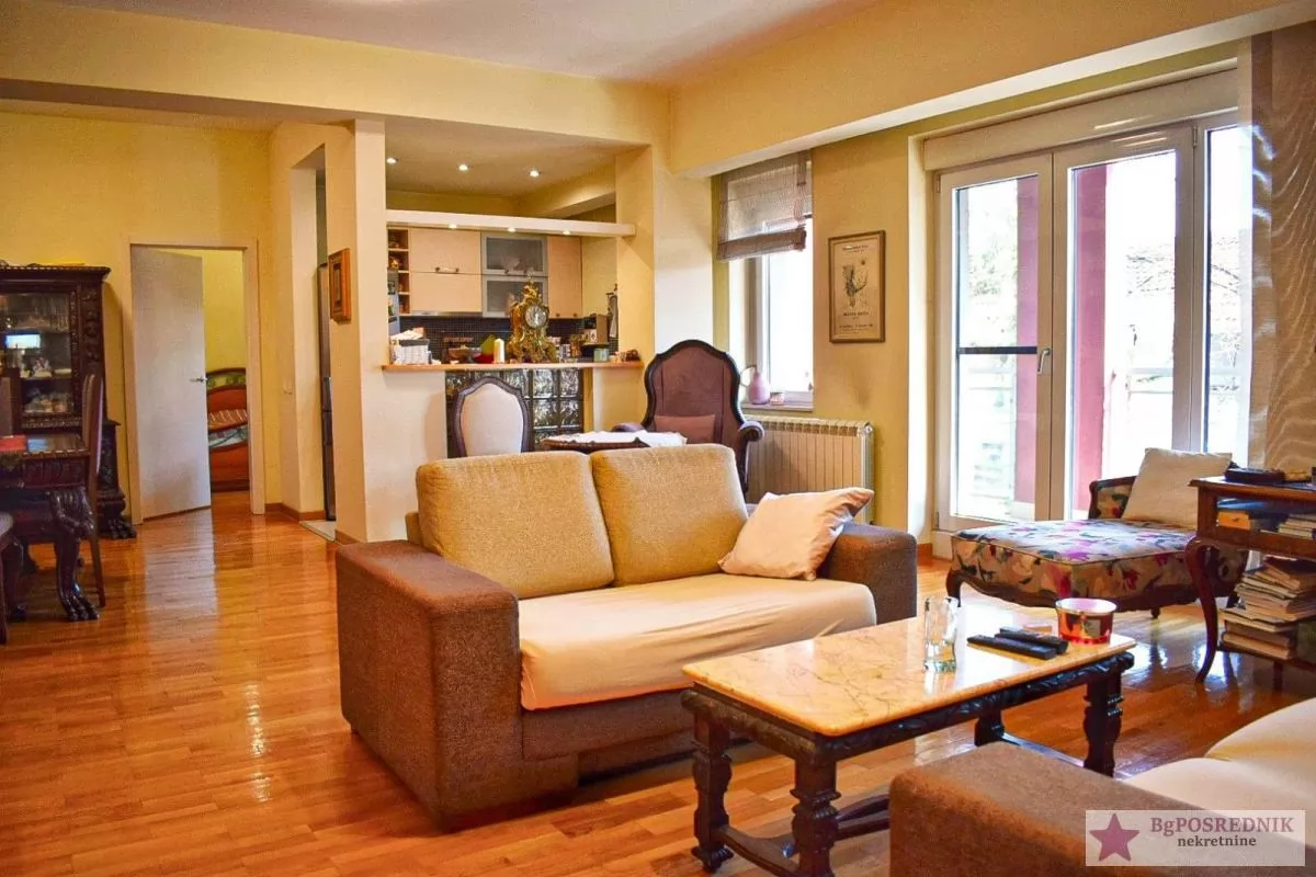 Voždovac, FON, Kalnička, 124m2 2