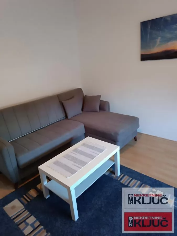 ADICE IZDAJE SE JEDNOIPOSOBAN NAMEŠTEN STAN 1