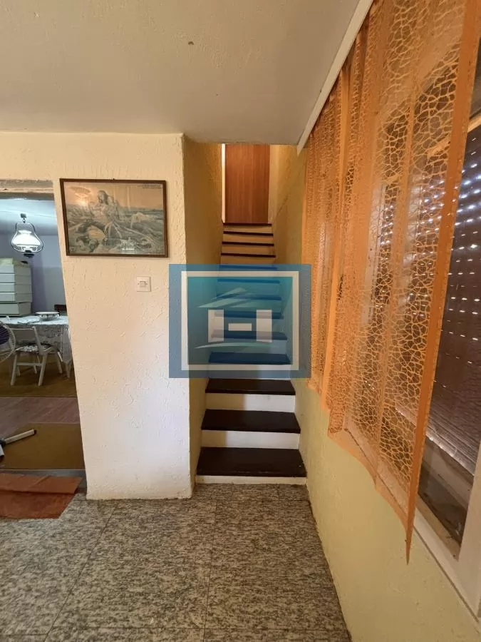 DOM KOJI SVI TRAŽE – SAVRŠEN ZA ŽIVOT VAN GRADA! 10