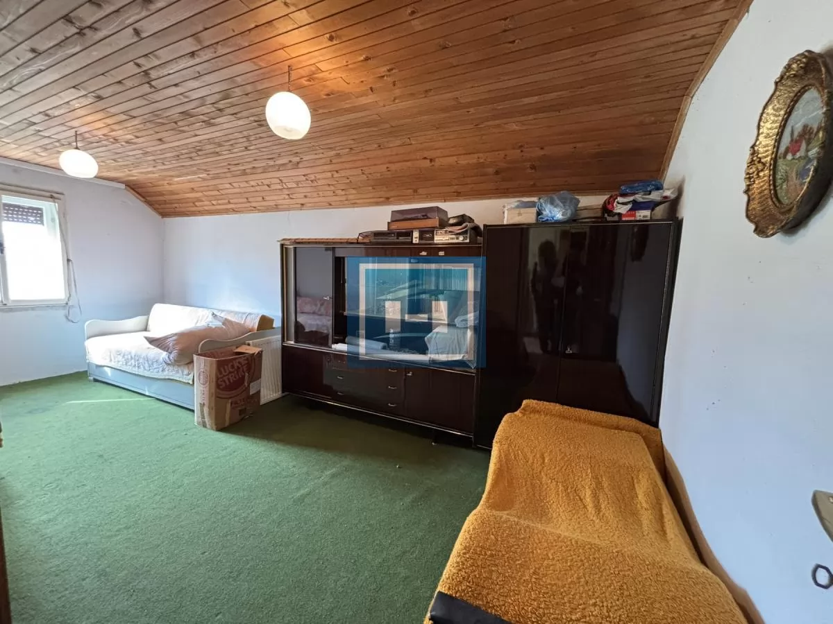 DOM KOJI SVI TRAŽE – SAVRŠEN ZA ŽIVOT VAN GRADA! 18