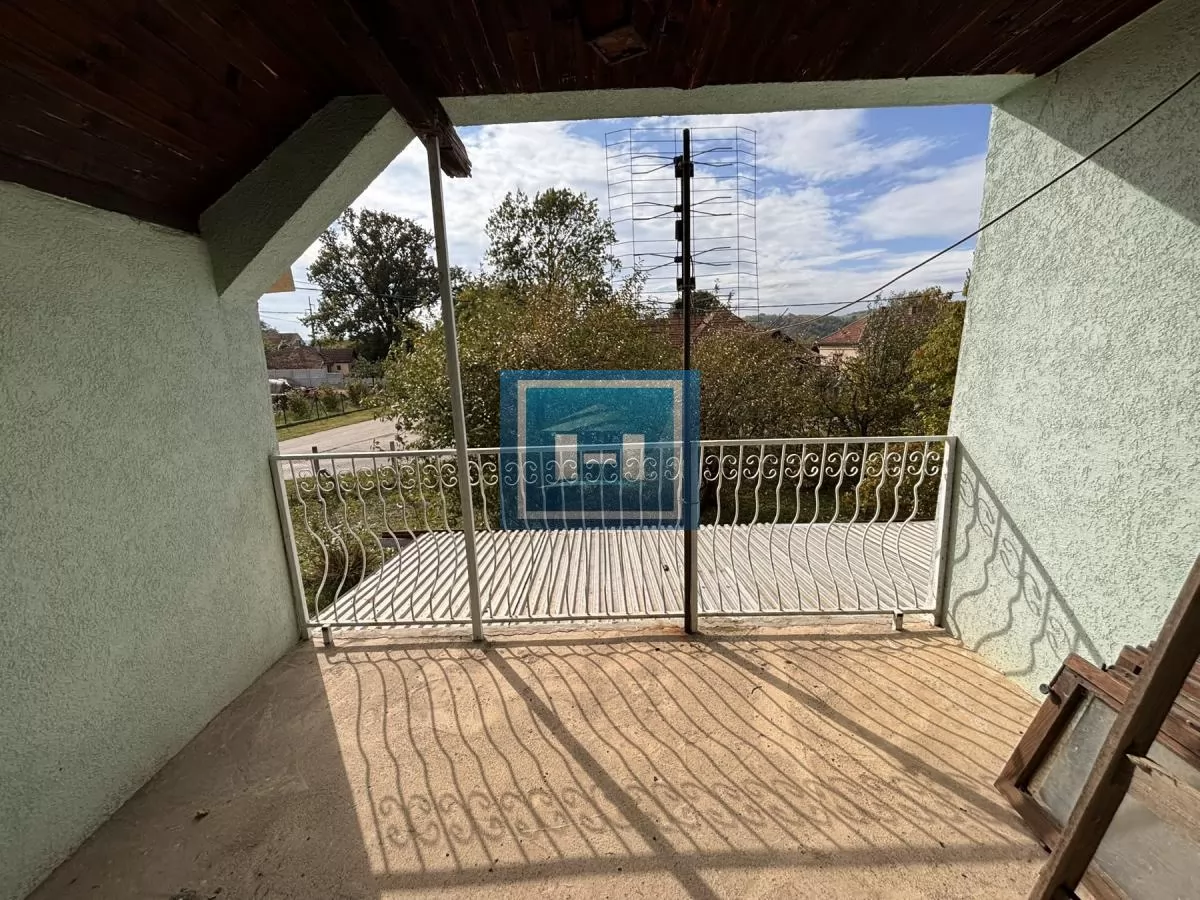 DOM KOJI SVI TRAŽE – SAVRŠEN ZA ŽIVOT VAN GRADA! 21