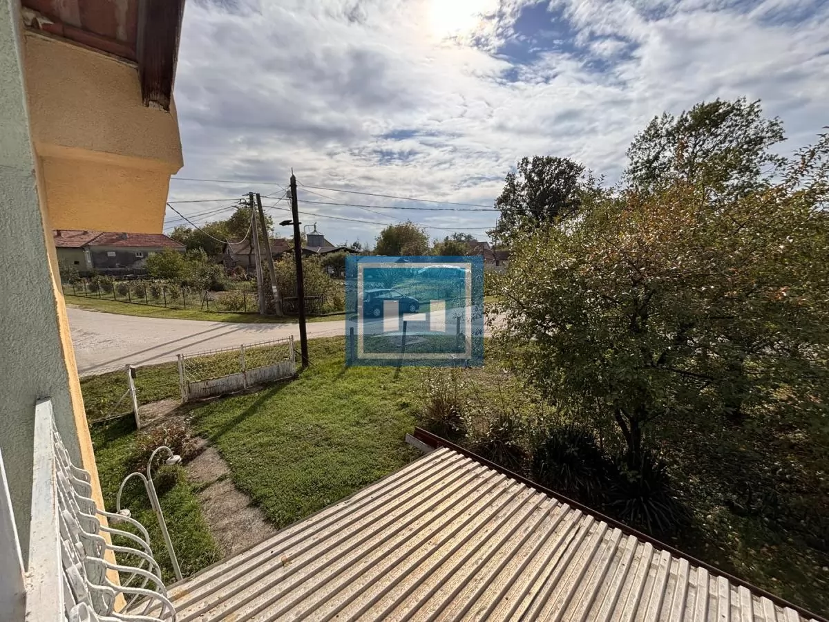 DOM KOJI SVI TRAŽE – SAVRŠEN ZA ŽIVOT VAN GRADA! 27