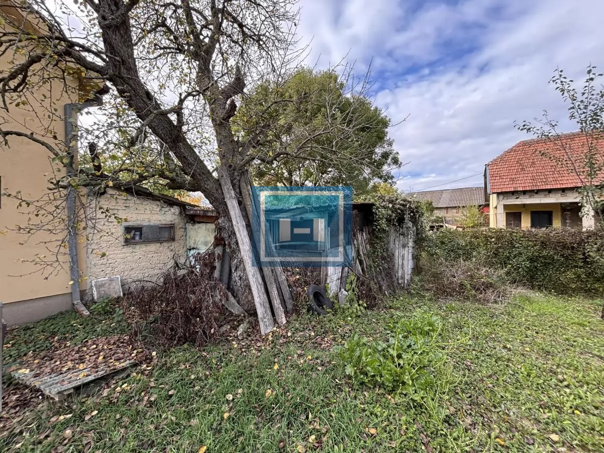 DOM KOJI SVI TRAŽE – SAVRŠEN ZA ŽIVOT VAN GRADA! 32