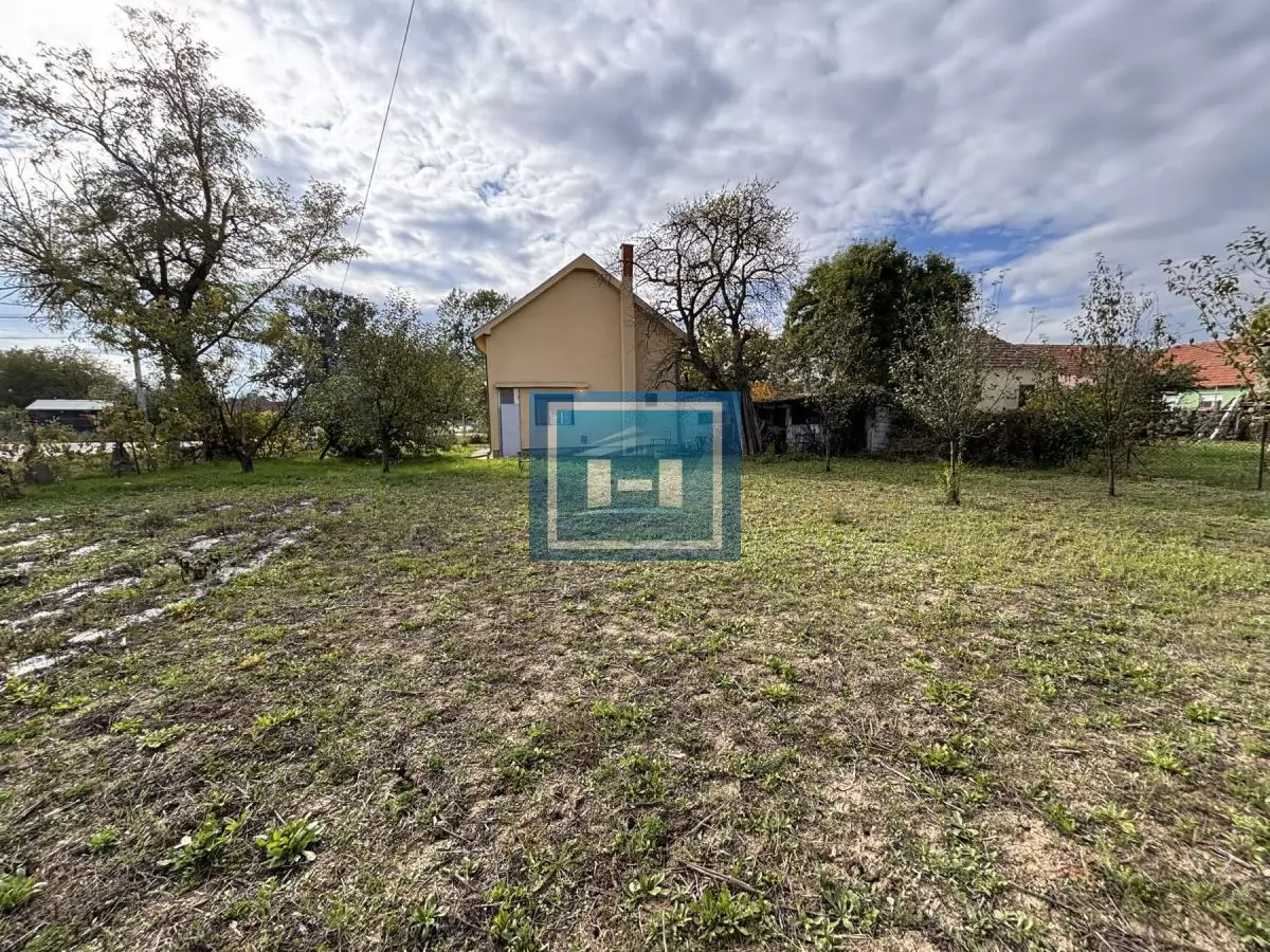 DOM KOJI SVI TRAŽE – SAVRŠEN ZA ŽIVOT VAN GRADA! 37