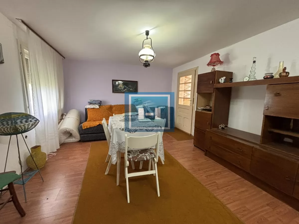 DOM KOJI SVI TRAŽE – SAVRŠEN ZA ŽIVOT VAN GRADA! 7