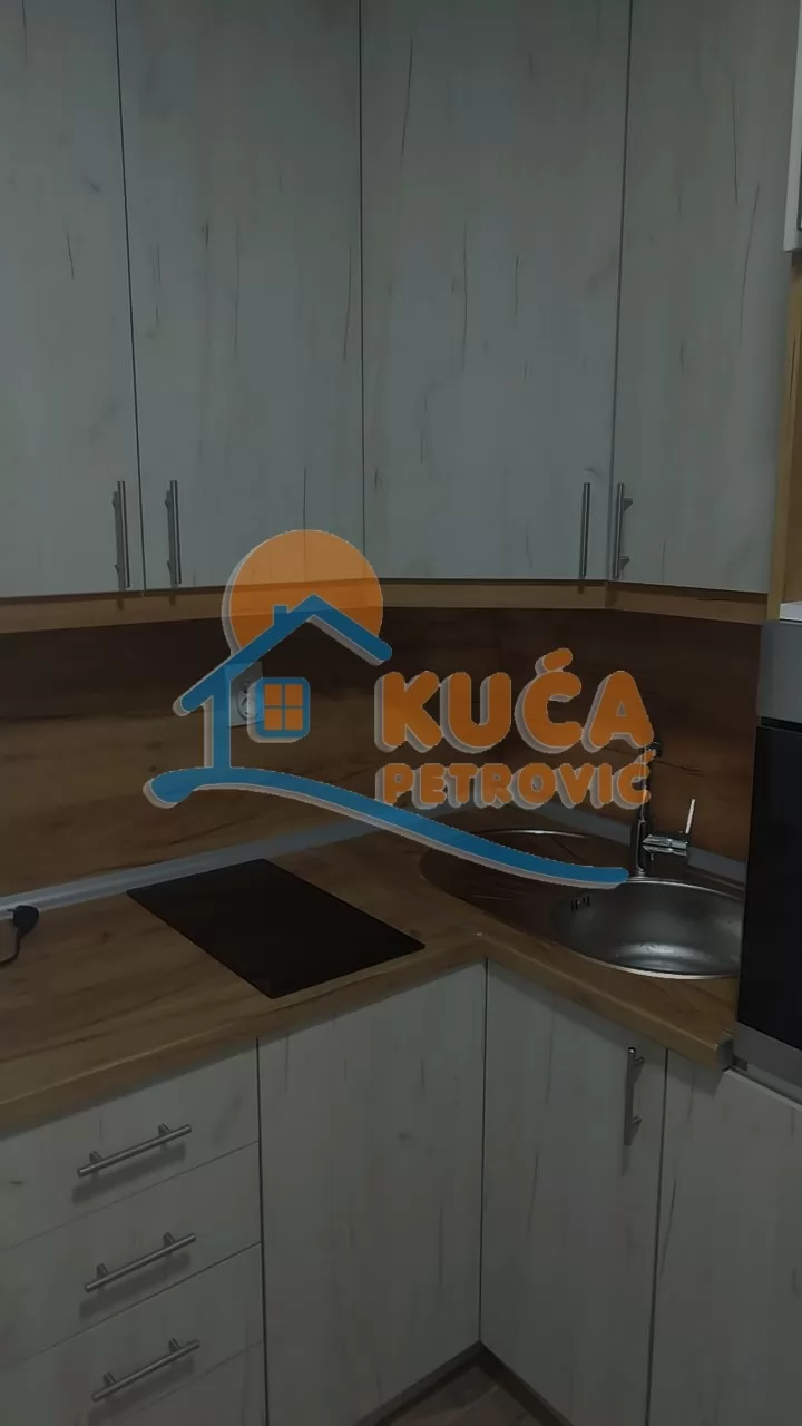 Jednosoban stan, 30 m2, Centar, Generala Milojka Lešjanina ID: i-015093 3