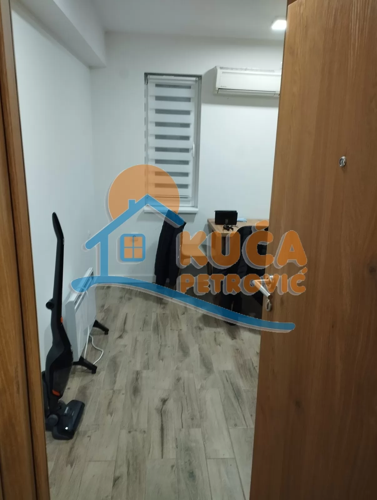 Jednosoban stan, 30 m2, Centar, Generala Milojka Lešjanina ID: i-015093 4
