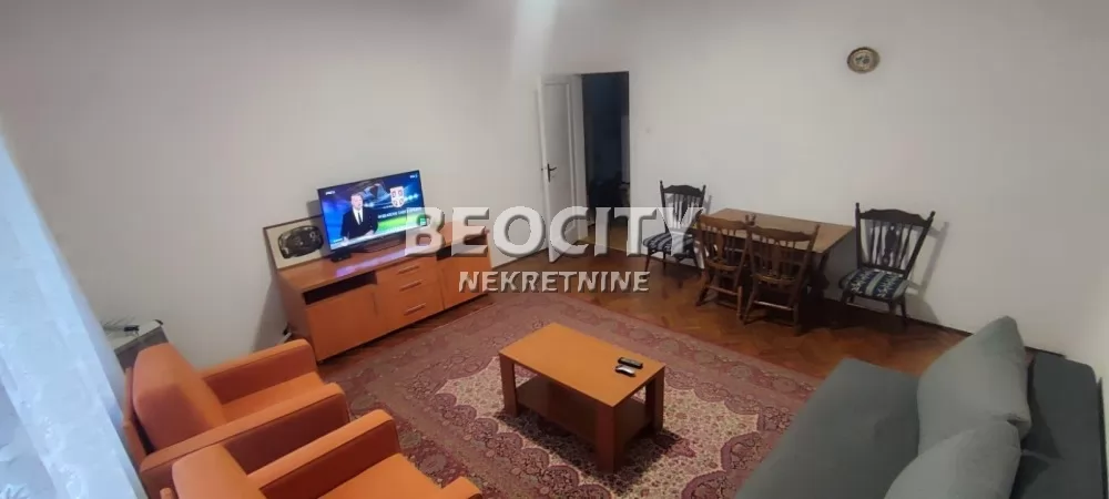 Trosoban stan, 70 m2, Bulevar Evrope, Železnička kolonija ID: 124456 2