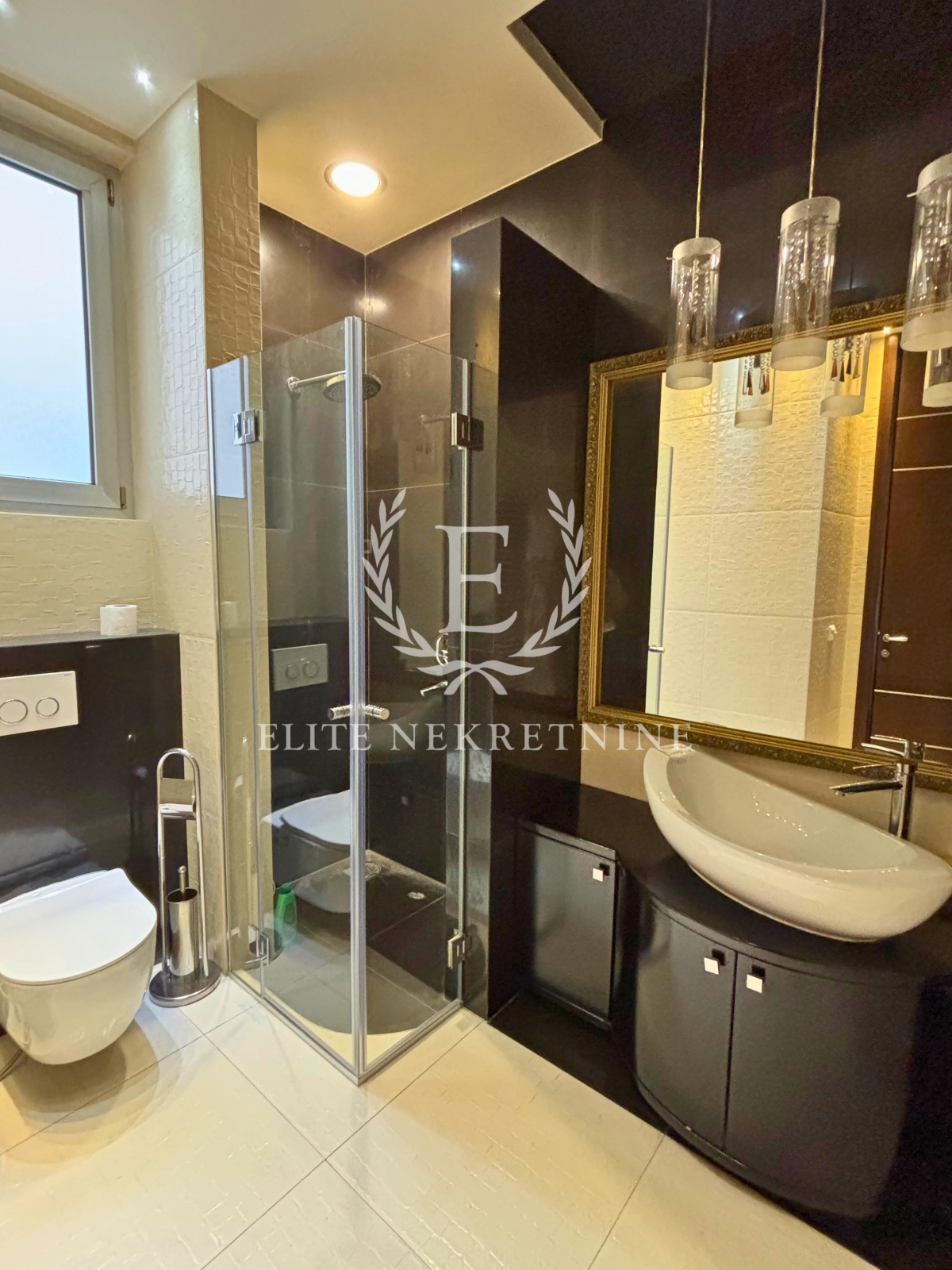 Izdavanje PENTHOUSE Vracar  petosoban duplex  garaza  cena sa troskovima 3