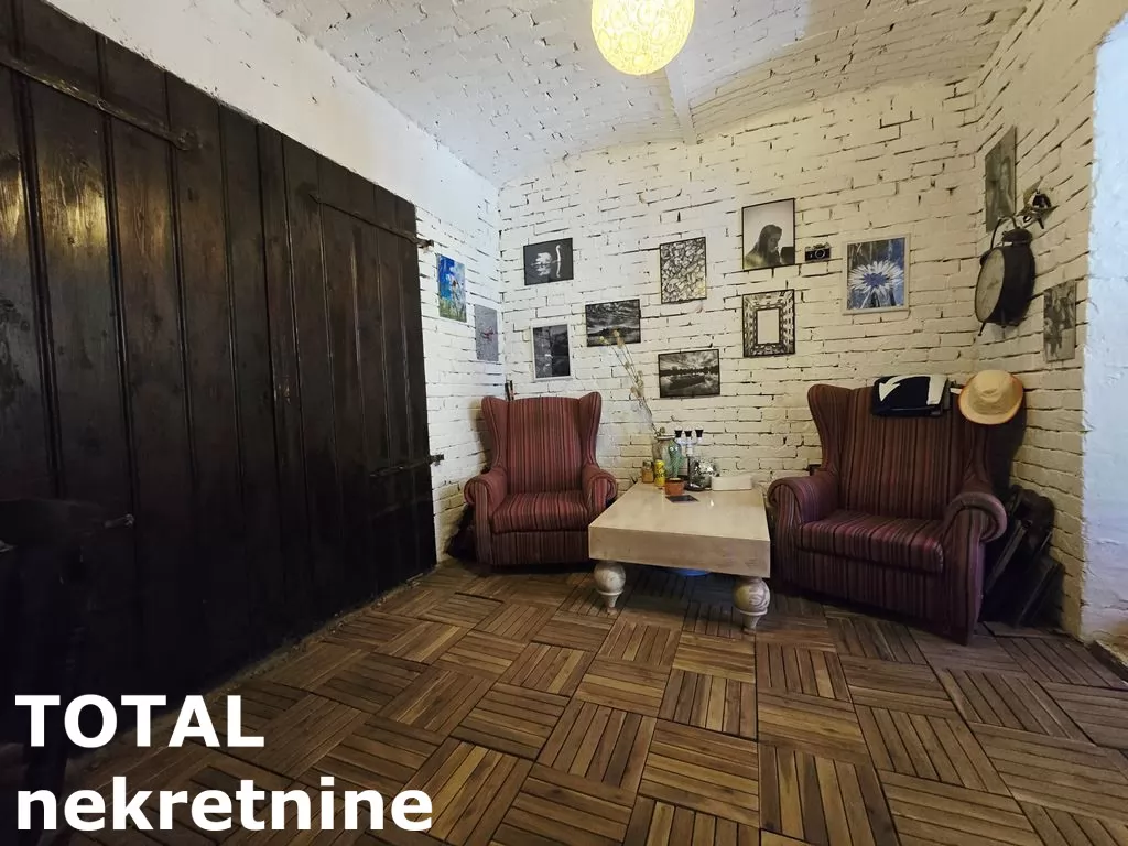 Kuca,SREMSKI KARLOVCI,SREMSKI KARLOVCI,kv: 200.00, € 800000, ID: 3091481 25