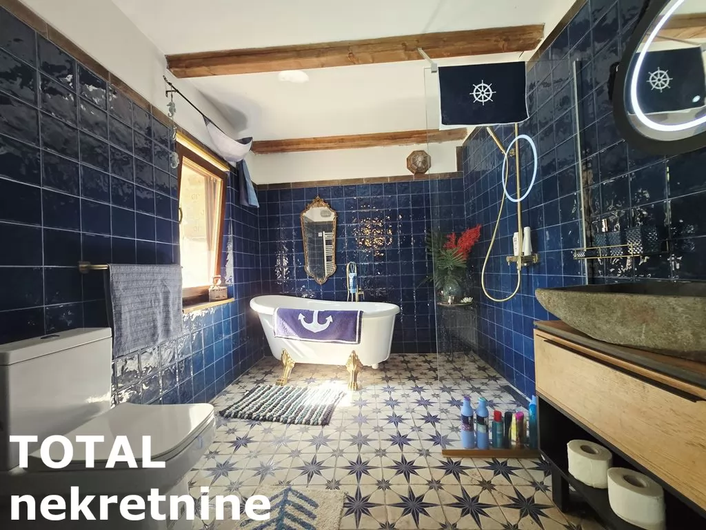 Kuca,SREMSKI KARLOVCI,SREMSKI KARLOVCI,kv: 200.00, € 800000, ID: 3091481 31