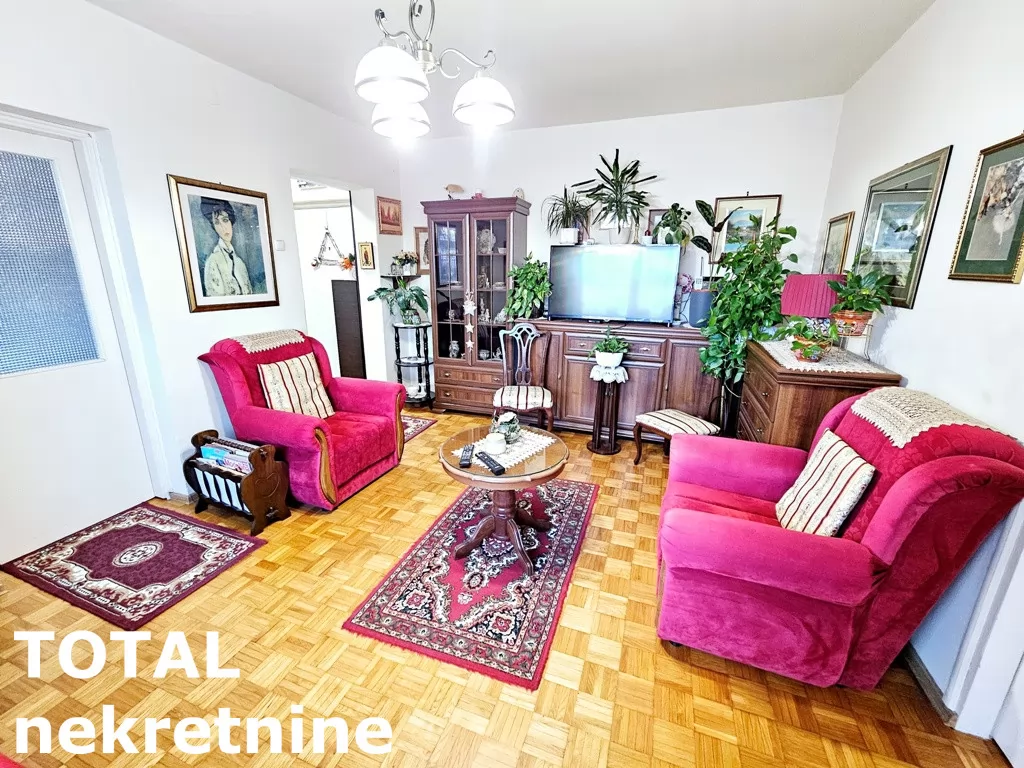 Stan,NOVI SAD,DETELINARA,kv: 43.00, € 125000, ID: 1101574 1