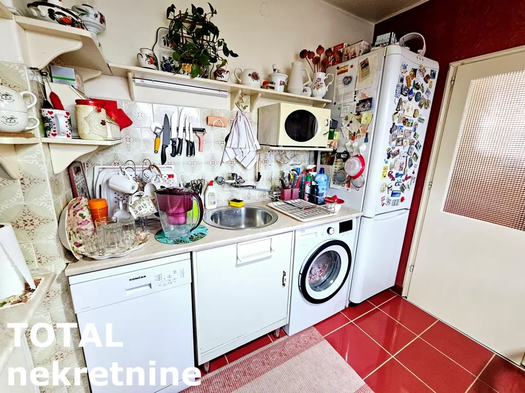 Stan,NOVI SAD,DETELINARA,kv: 43.00, € 125000, ID: 1101574 5