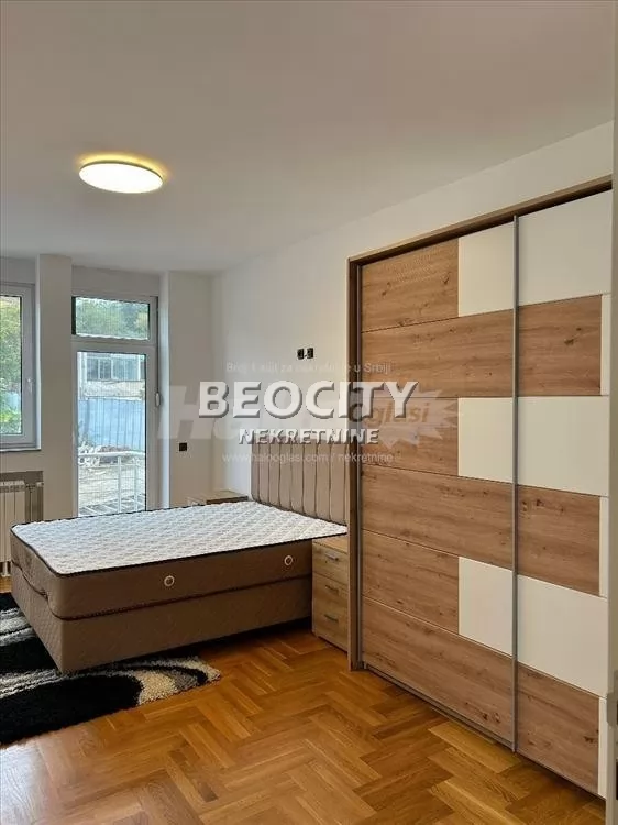 Trosoban stan, 100 m2, Dedinje ID: 123878 11