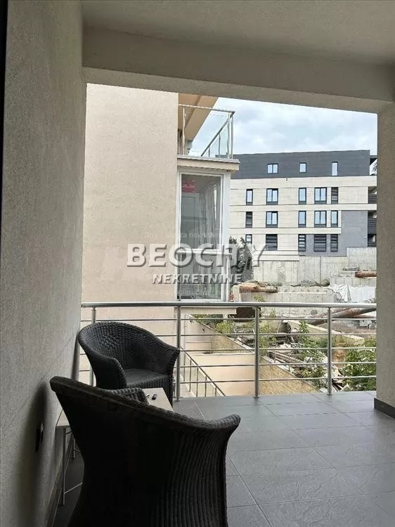 Trosoban stan, 100 m2, Dedinje ID: 123878 16