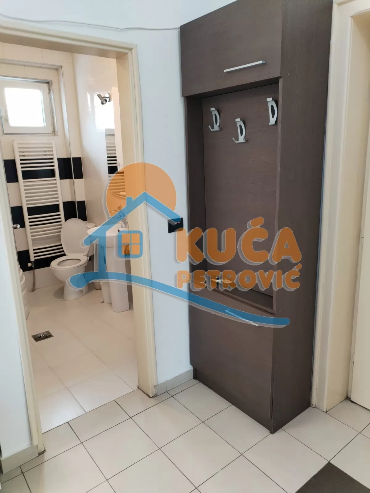 Dvosoban stan, 52 m2, Centar, Obrenovićeva ID: i-015120 10