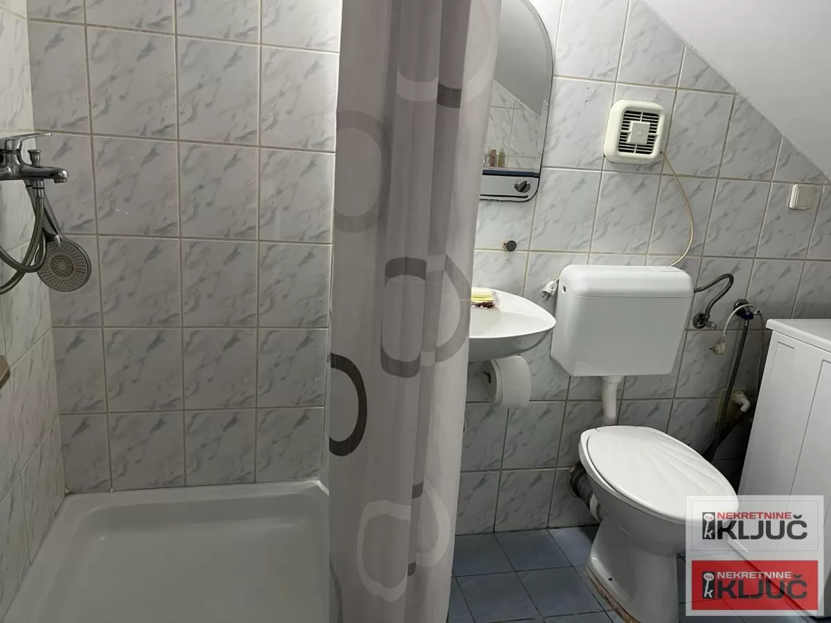 Salajka,21 m2 Garsonjera,nameštena 12