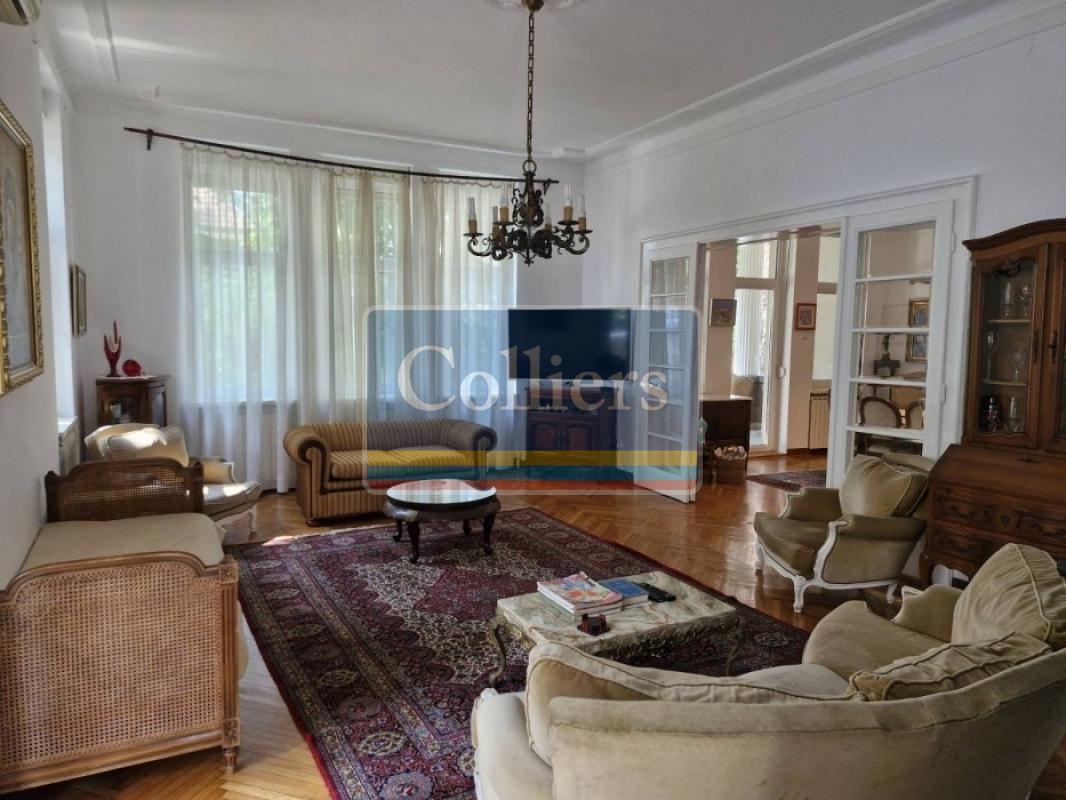 Savski venac, Senjak, Puskinova, Kuća, 500.00m2, 5900 EUR 1