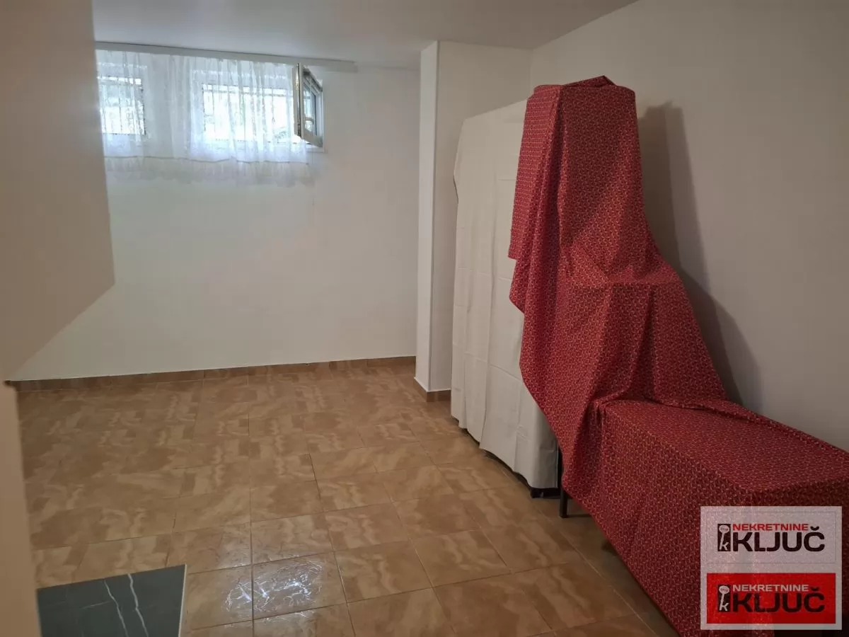 SOCIJALNO, 28m2, Garsonjera sa Kuhinjom, Suteren 7