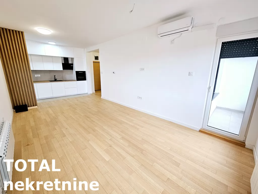 Stan,NOVI SAD,SALAJKA,kv: 66.00, € 200000, ID: 1101570 1