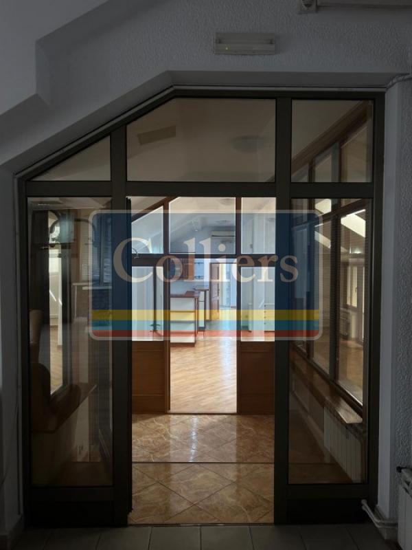 Vračar, Čubura, Makenzijeva, Poslovni prostor, 165.00m2, 2000 EUR 1