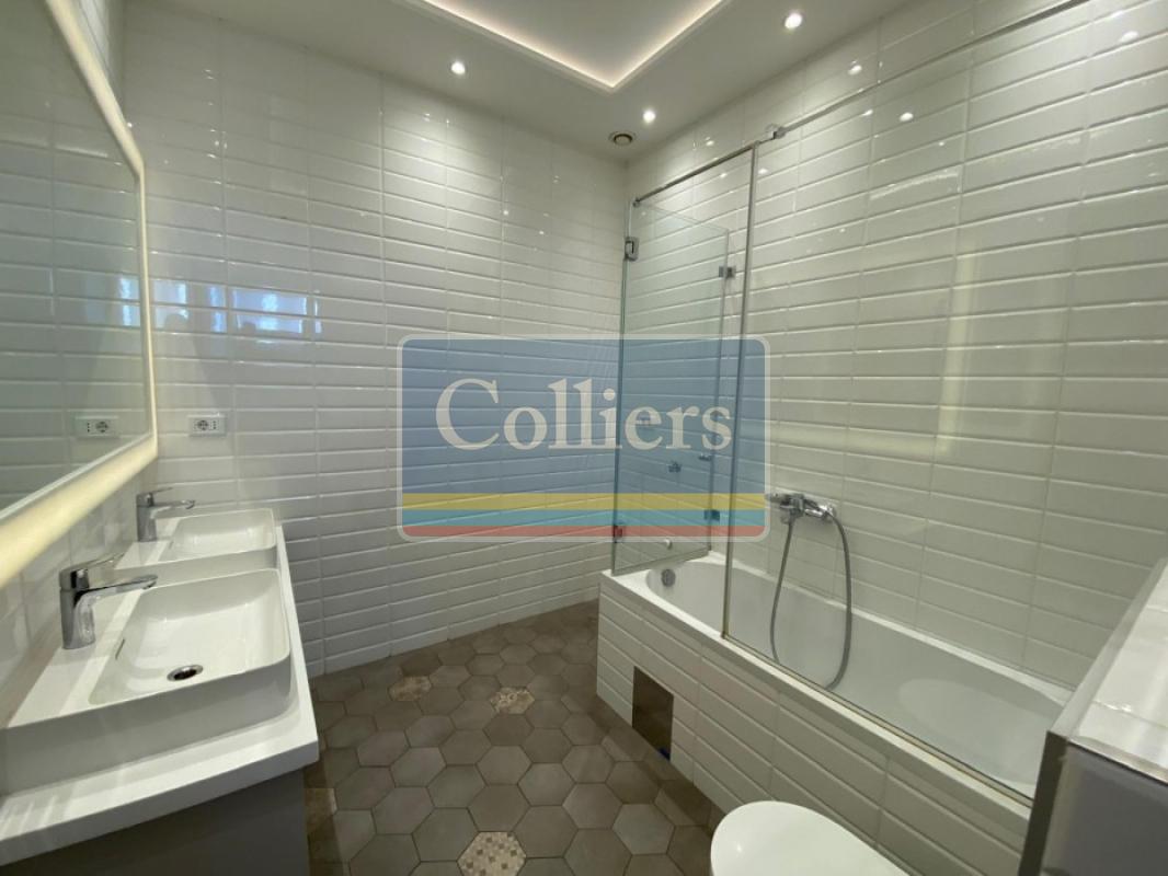 Vračar, Hram Svetog Save, Bore Stankovica, 4.0, 220.00m2, 4500 EUR 4