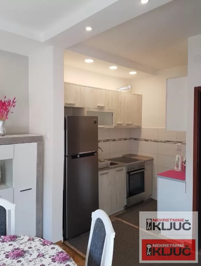 BETANIJA IZDAJE SE DVOSOBAN NAMEŠTEN STAN 11