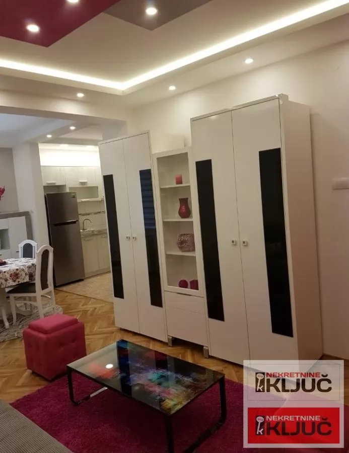 BETANIJA IZDAJE SE DVOSOBAN NAMEŠTEN STAN 7