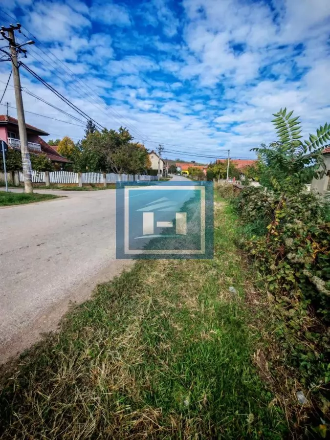 Plac u Trešnjevici do glavnog puta 7