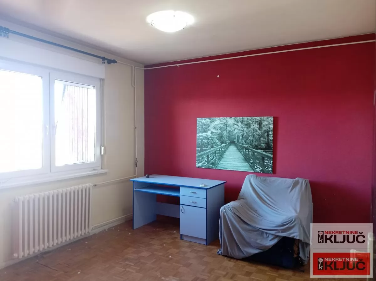 SAJMIŠTE, 62 m2, Dvosoban, Renoviran 10