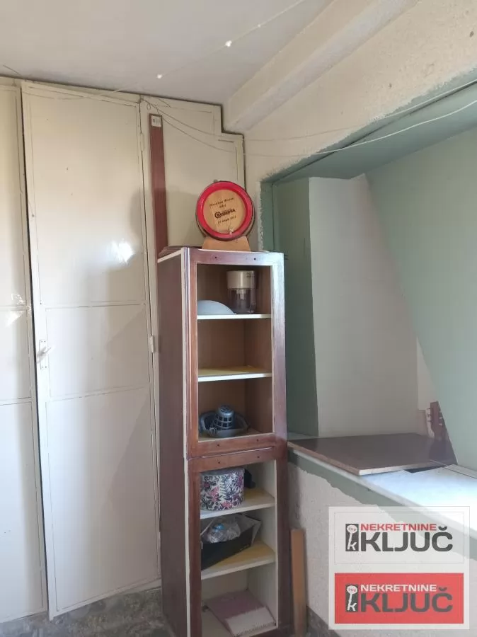 SAJMIŠTE, 62 m2, Dvosoban, Renoviran 15