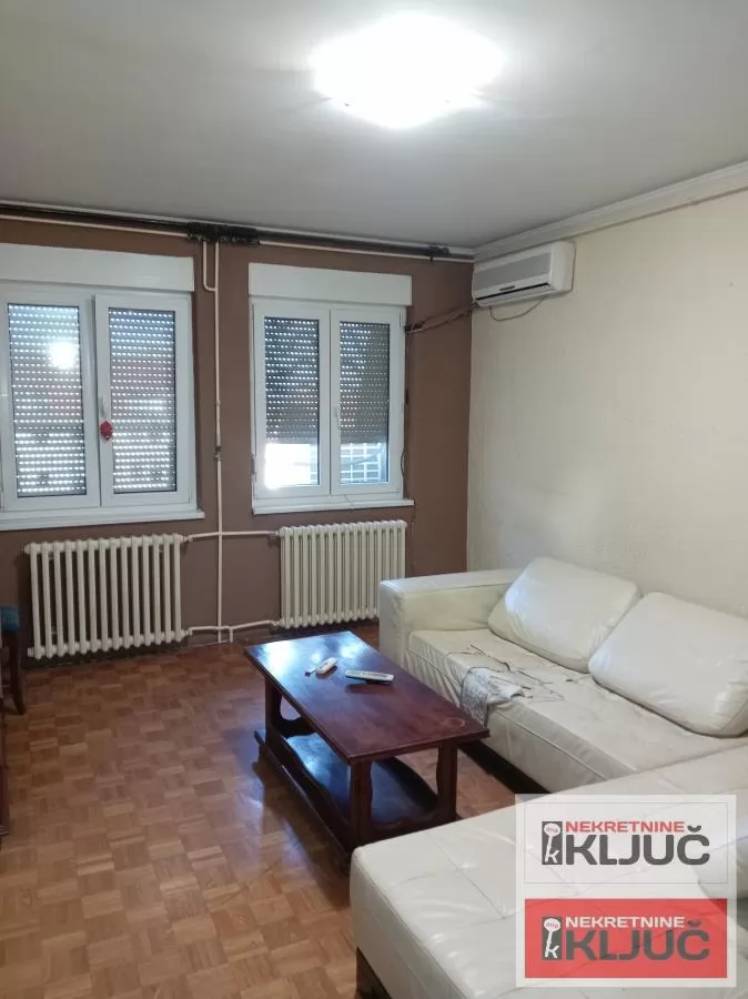 SAJMIŠTE, 62 m2, Dvosoban, Renoviran 2
