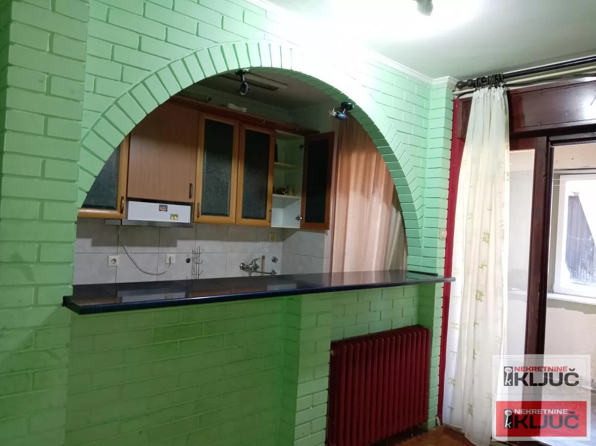 SAJMIŠTE, 62 m2, Dvosoban, Renoviran 4