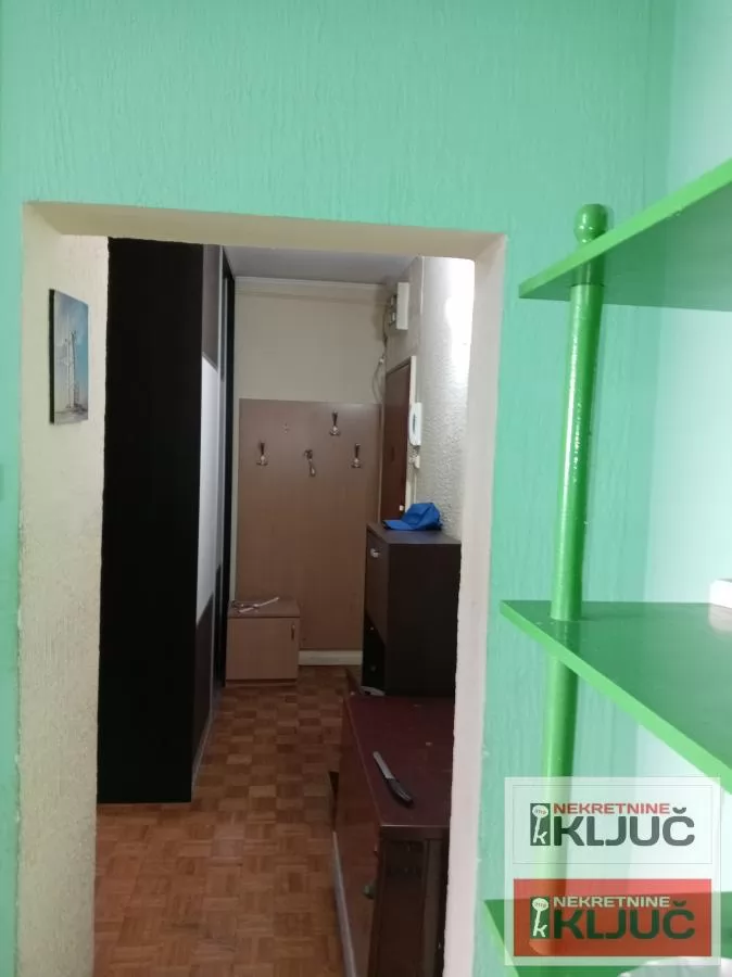 SAJMIŠTE, 62 m2, Dvosoban, Renoviran 6