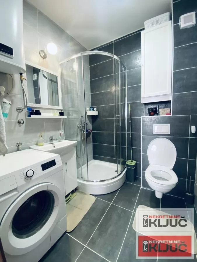 BLIZINA LIPOV GAJA, 30m2, Jednoiposoban, Namešten, sa parking mestom 7