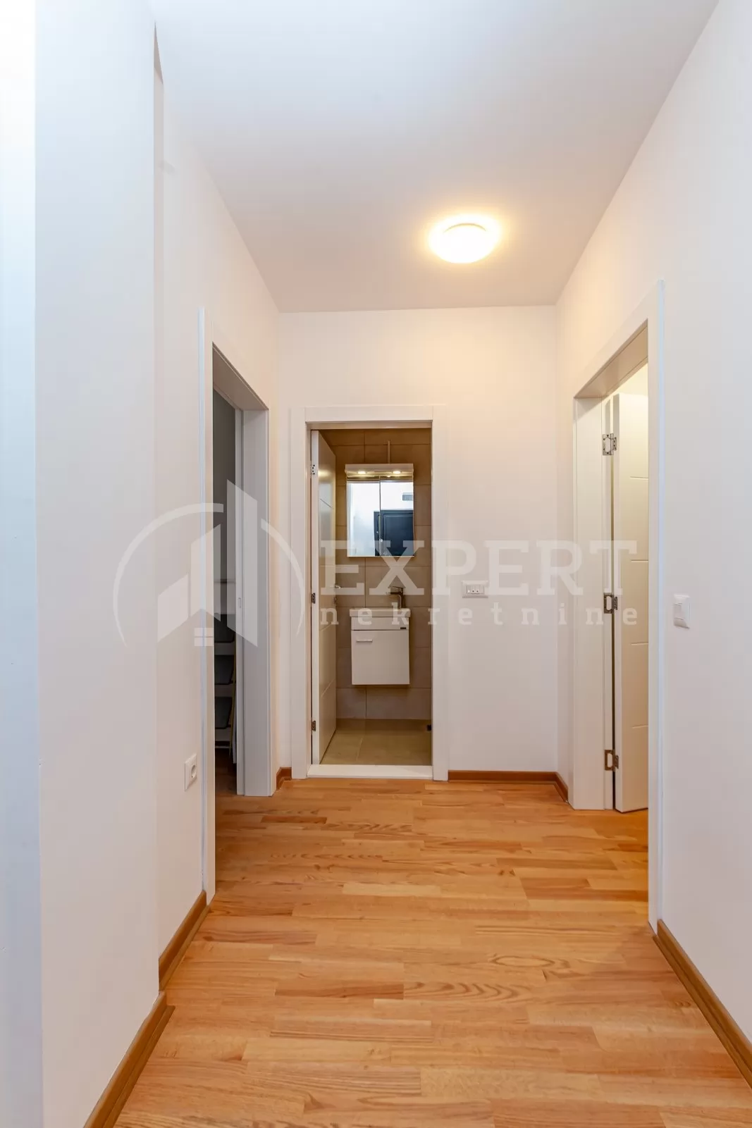 četvorosoban stan, 83 m2, Čair, Vojvode Mišića ID: p-015164 8