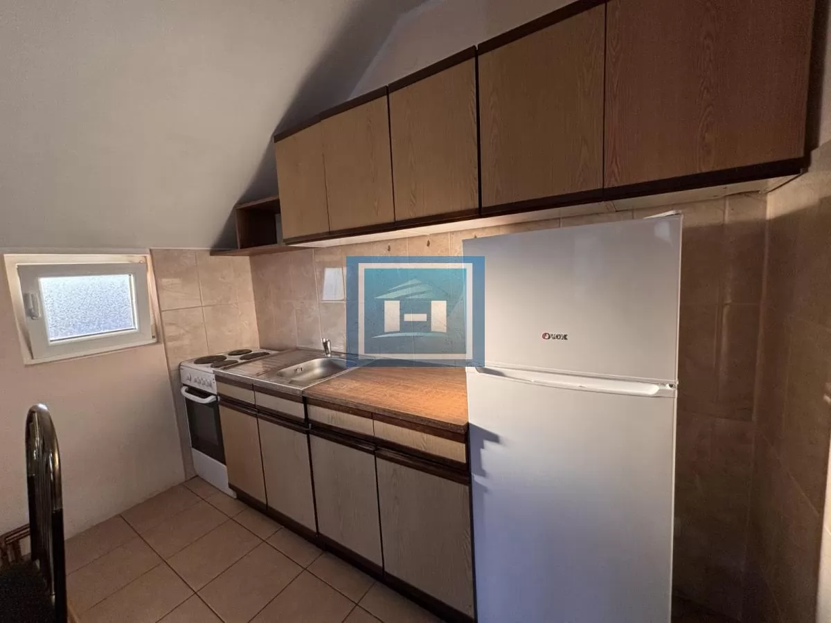 Izdaje se prostran stan u kući od 85 m² – potpuno opremljen i spreman za useljenje! 5