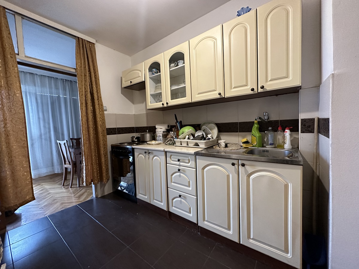 Adaptibilan 2 5 stan kod Hale Pionir  70m2 2