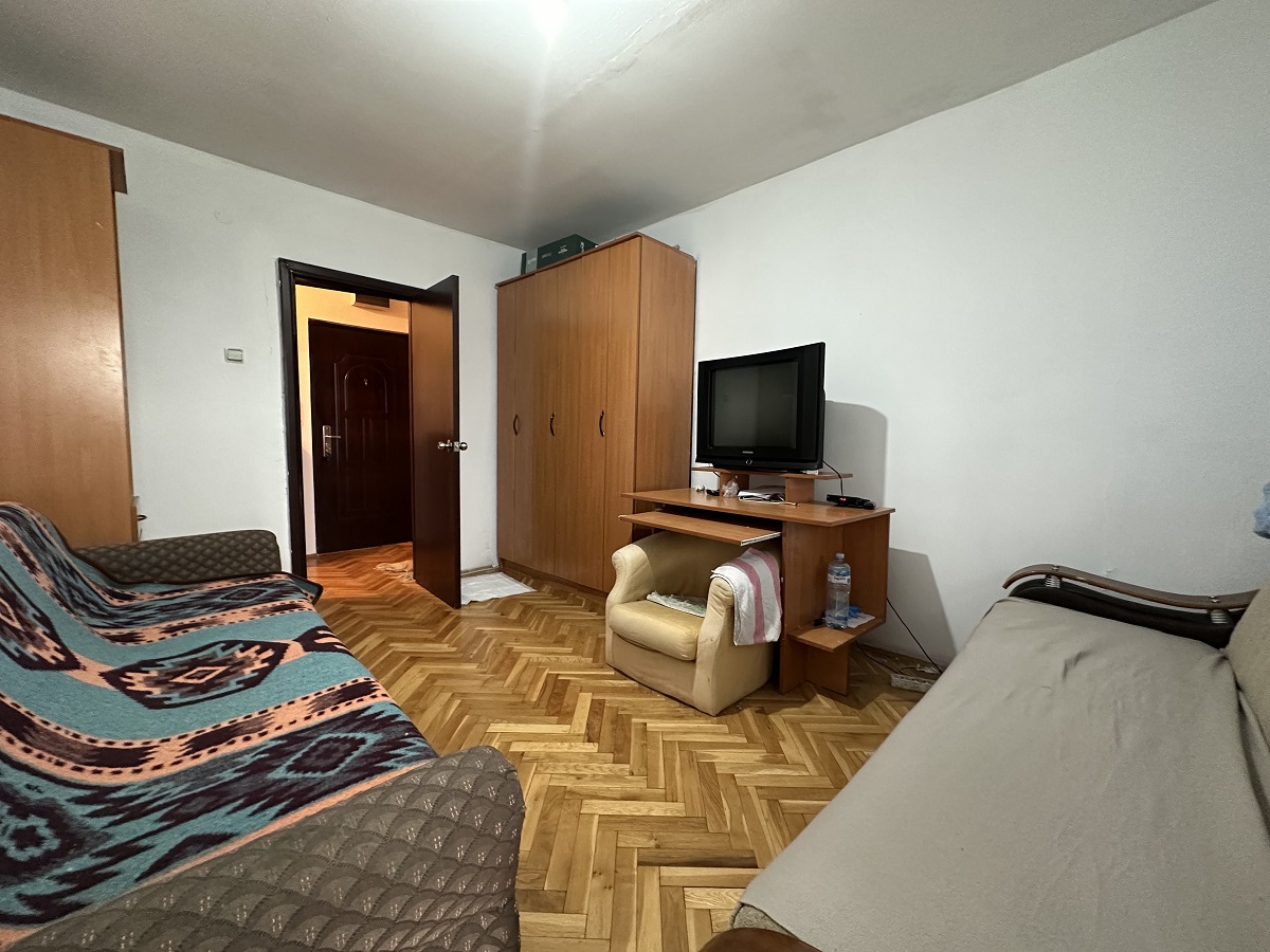 Adaptibilan 2 5 stan kod Hale Pionir  70m2 3