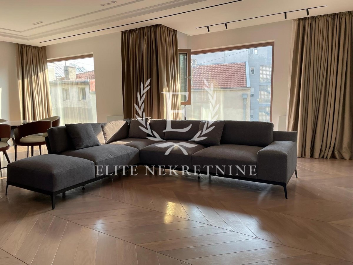 Cetvorosoban lux stan  garaza  novogradnja 1