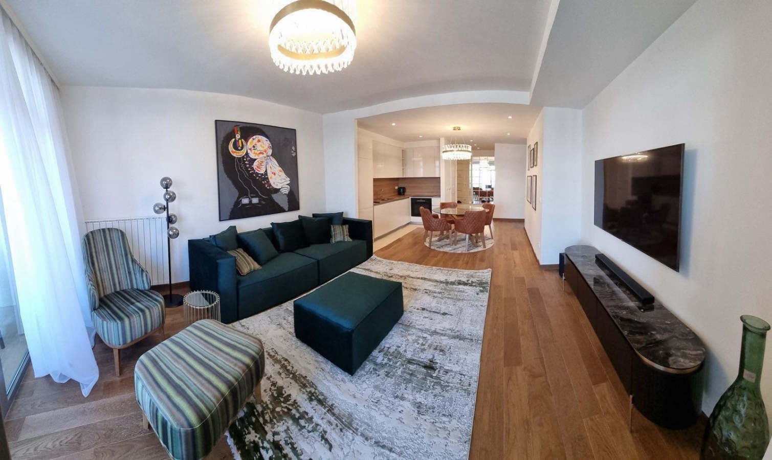 Beograd na vodi Trosoban lux stan  garaza 1