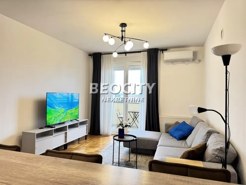 četvorosoban stan, 79 m2, Somborski bulevar, Bulevar Patrijarha Pavla ID: 124937 2