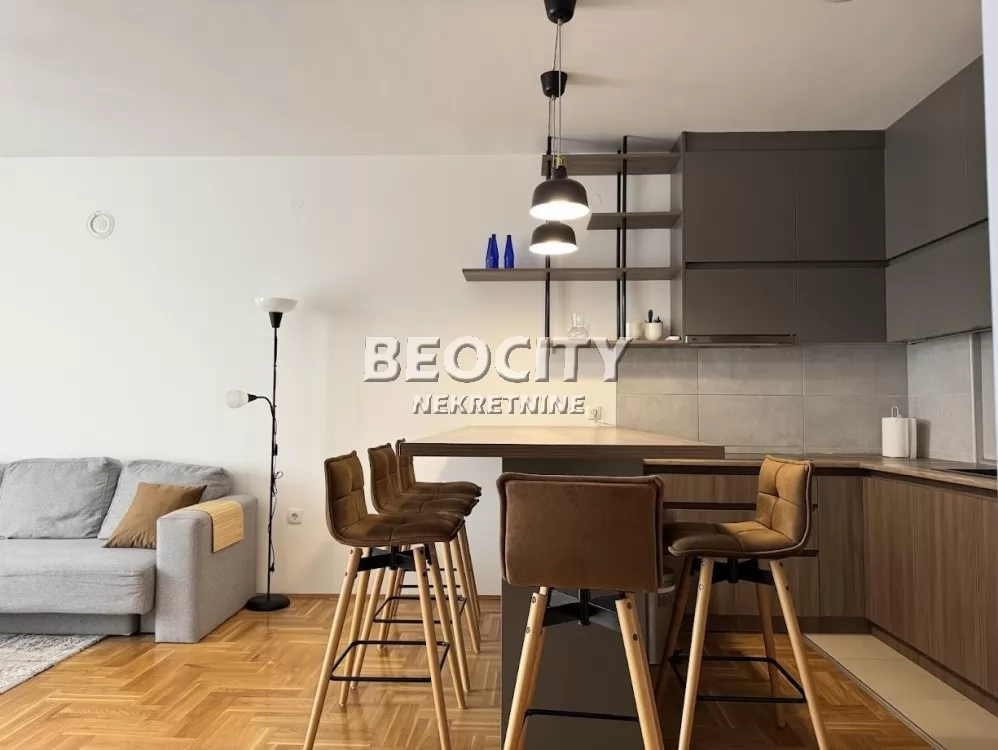 četvorosoban stan, 79 m2, Somborski bulevar, Bulevar Patrijarha Pavla ID: 124937 4