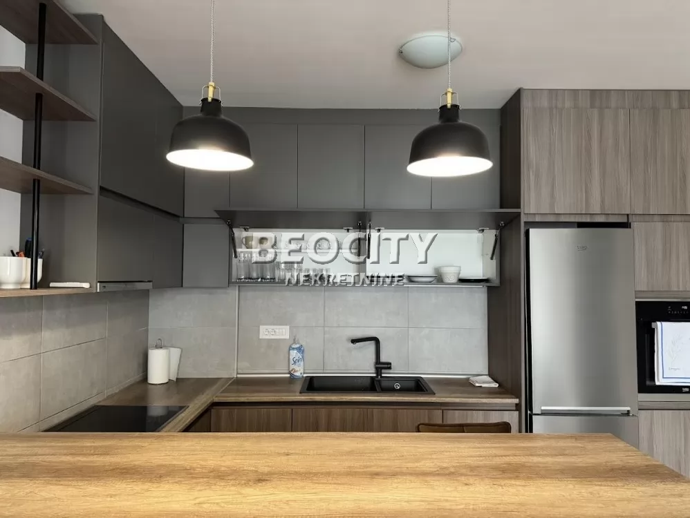 četvorosoban stan, 79 m2, Somborski bulevar, Bulevar Patrijarha Pavla ID: 124937 5