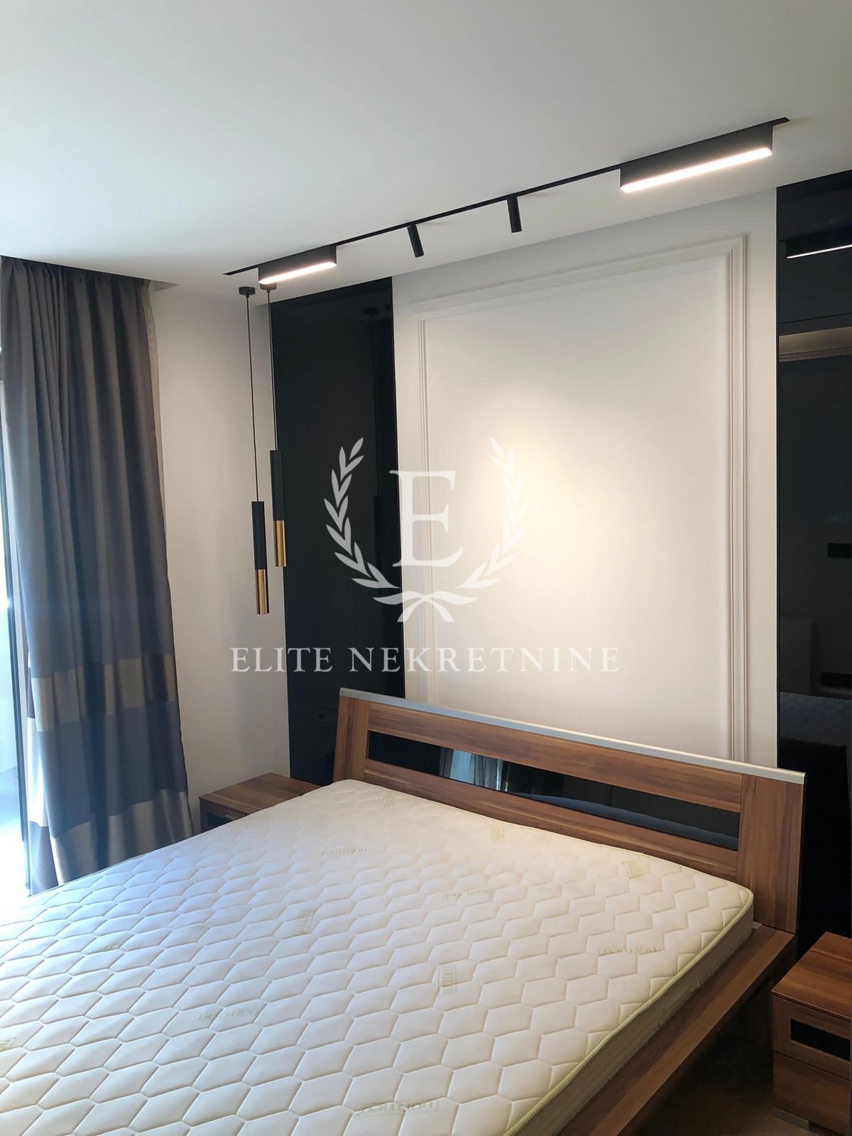 Cetvorosoban lux stan  garaza  novogradnja 4