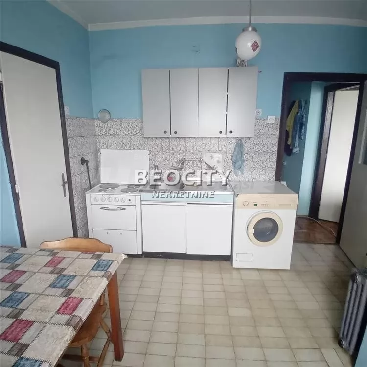 Dvosoban stan, 37 m2, Centar, Karađorđeva ID: 123076 5