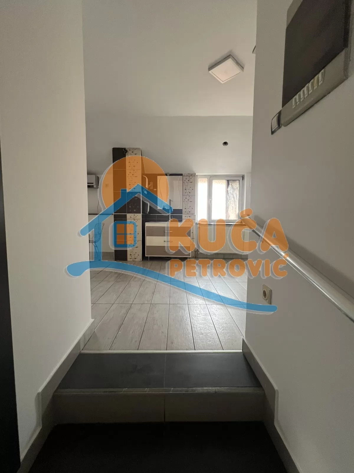 Lokal, 88 m2, Crveni Pevac, Vožda Karađorđa ID: i-015168 5